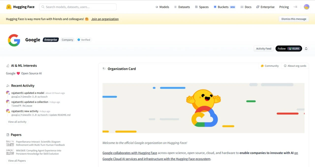 Страница организации на Hugging Face со значком Verified